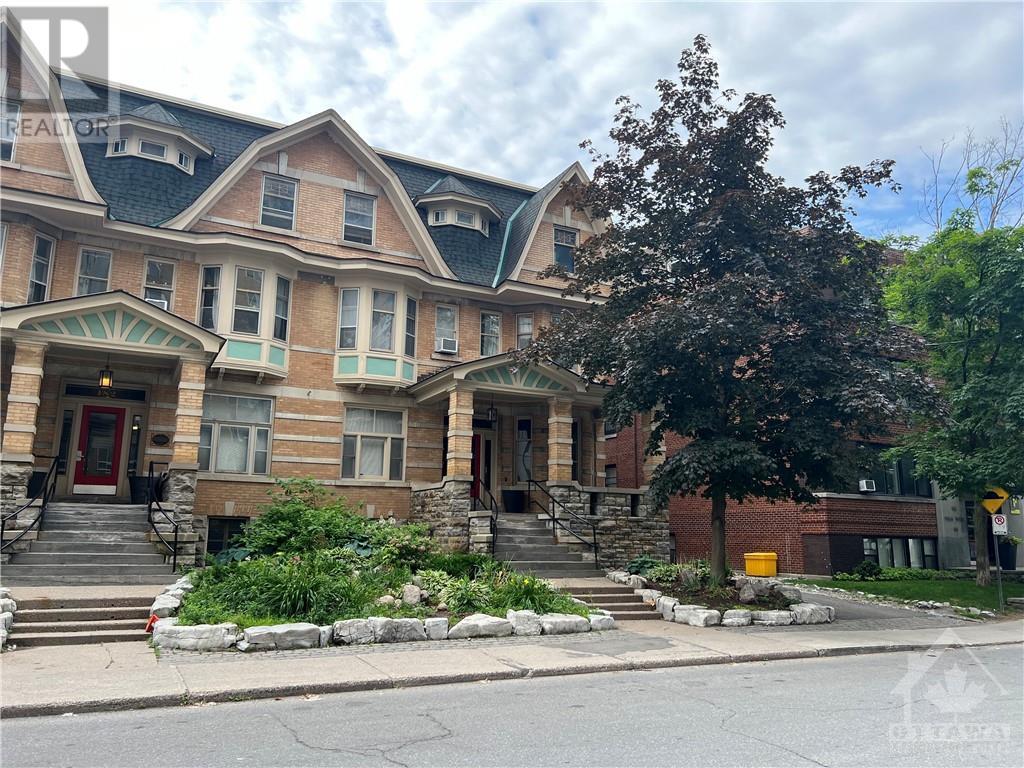 For lease: 184 LISGAR STREET, Ottawa, Ontario K2P0C4 - 1399307 | REALTOR.ca