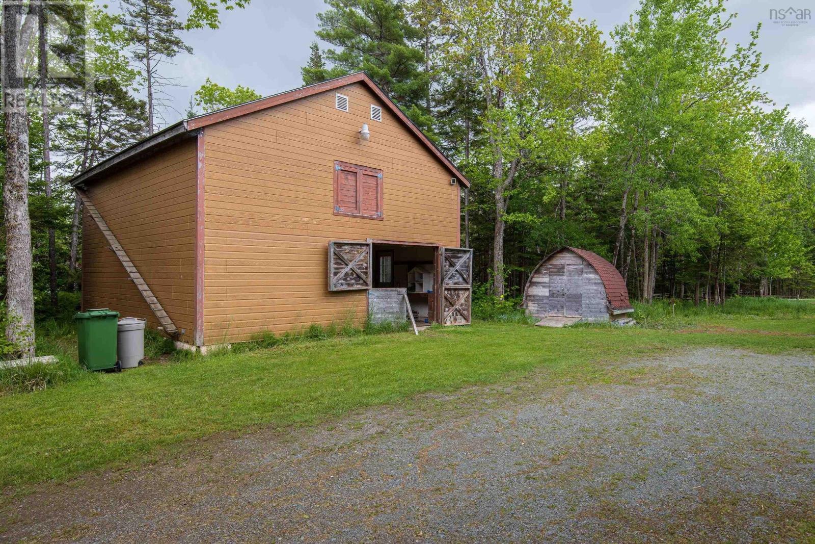 For sale 18 Stage Road, Enfield, Nova Scotia B2T1C3 202412826