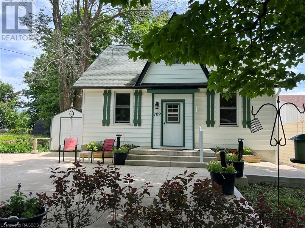 For sale 709 GOULD Street, Wiarton, Ontario N0H2T0 40522200 REALTOR.ca