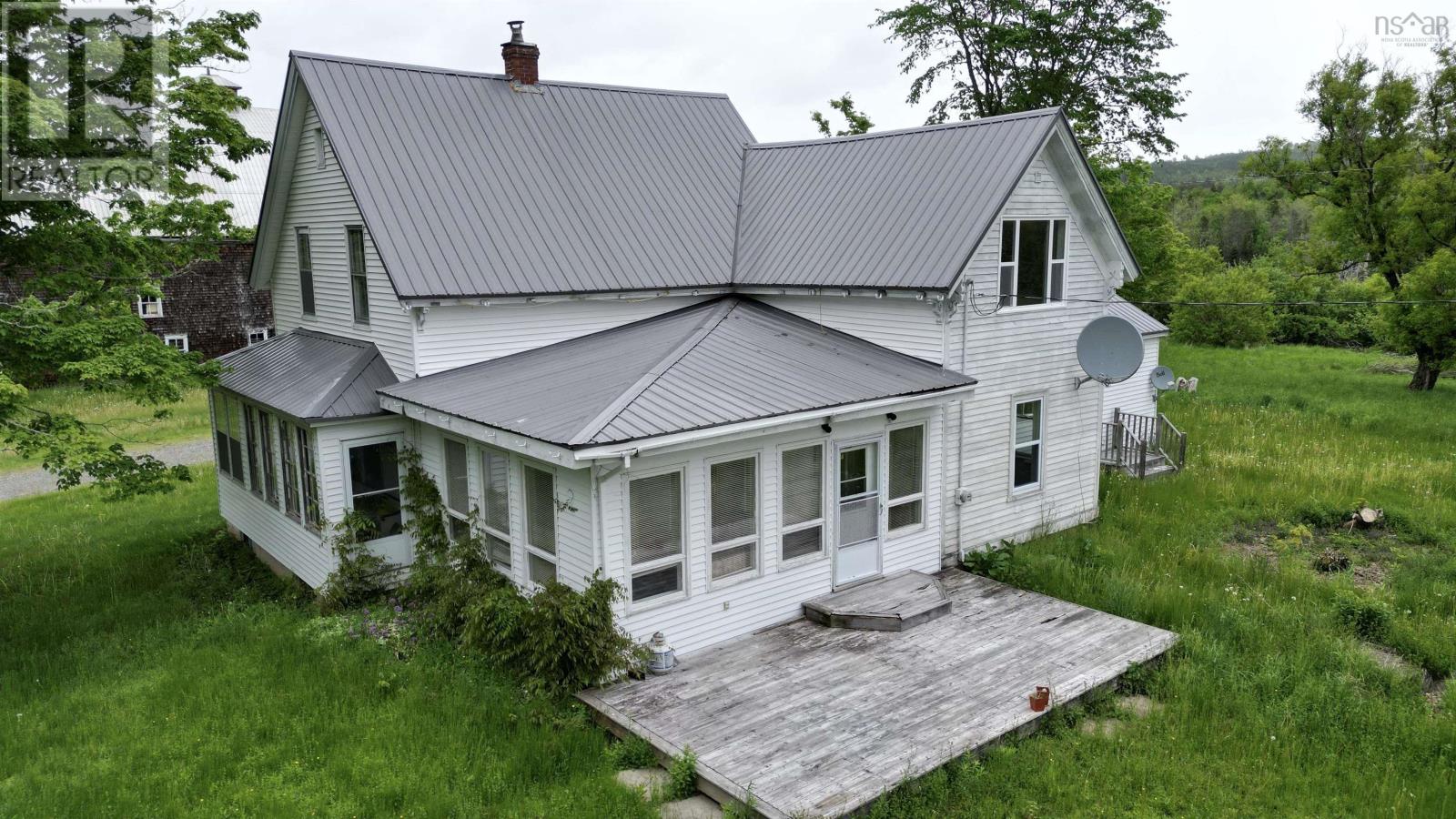 For sale 50 OLD ECONOMY Road, Bass River, Nova Scotia B0M1B0