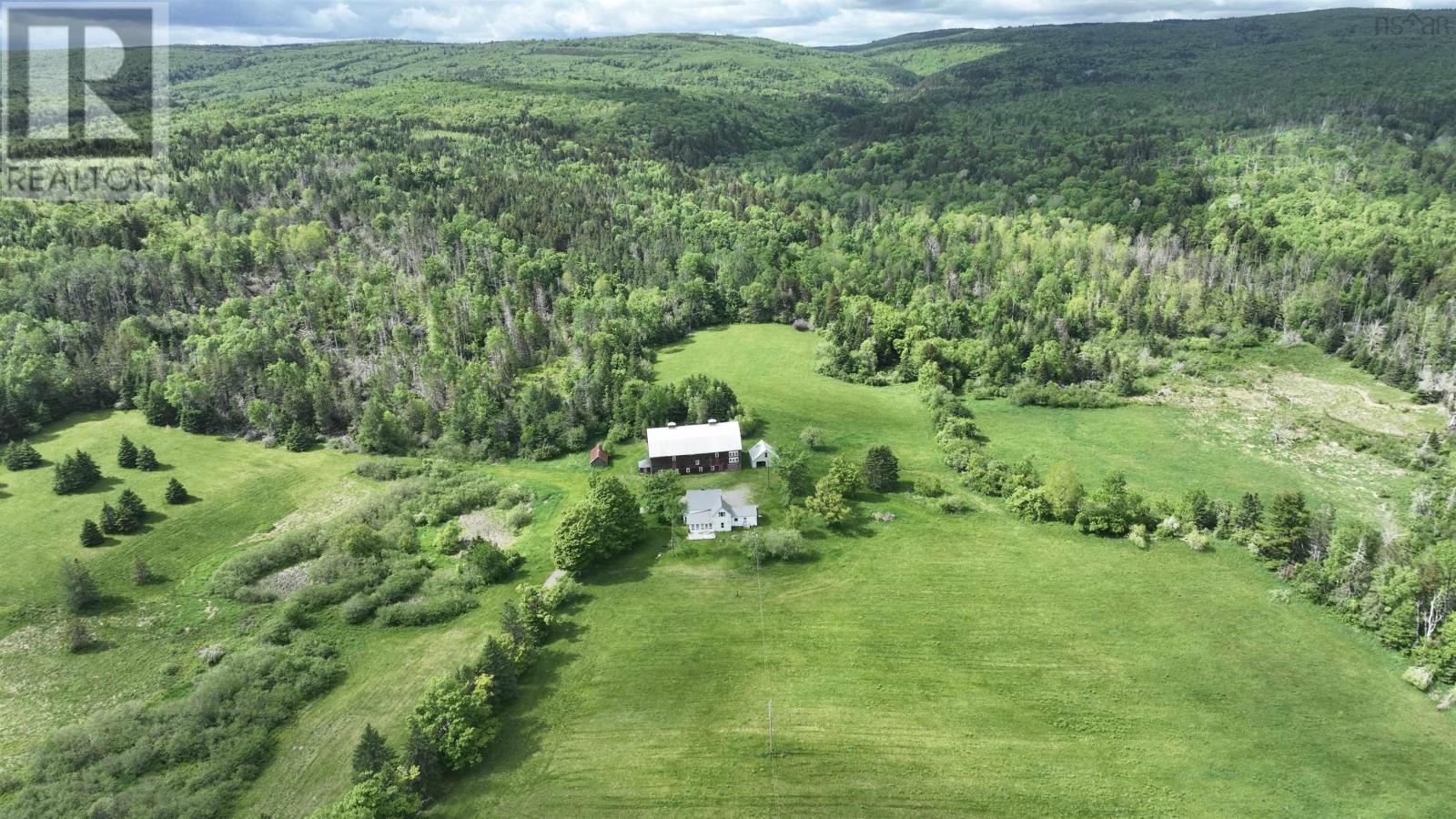 For sale 50 OLD ECONOMY Road, Bass River, Nova Scotia B0M1B0