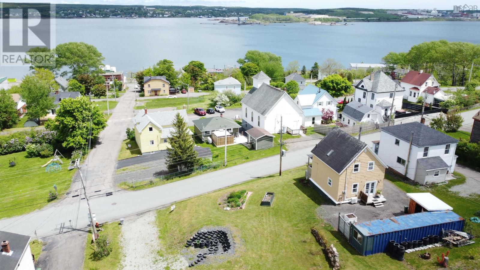 For sale 439 & 437 Murray Street, Mulgrave, Nova Scotia B0E2G0