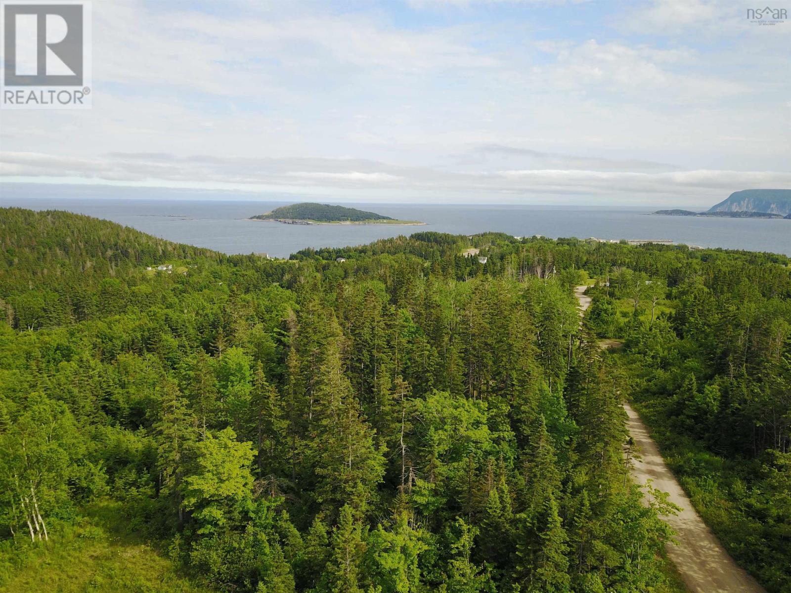 For sale: Cabot Trail, Ingonish, Nova Scotia B0C1K0 - 202325534 ...