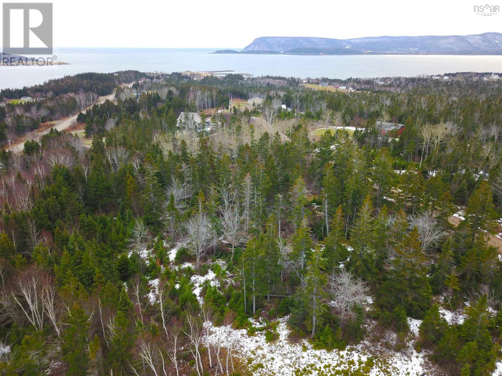 For sale Cabot Trail, Ingonish, Nova Scotia B0C1K0 202325534