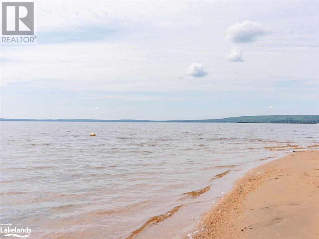 For sale 57 BERNARD Crescent, Sundridge, Ontario P0A1Z0 40611070