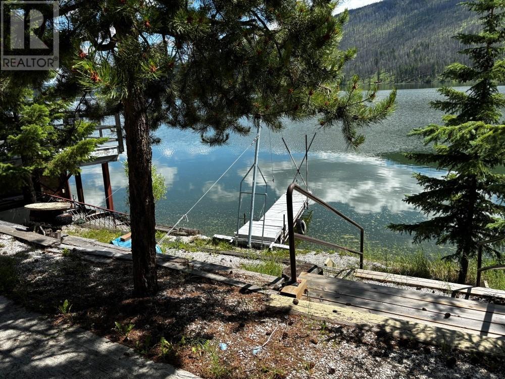 For sale 2784 LOON LAKE RD, Loon Lake, British Columbia V2K1H0