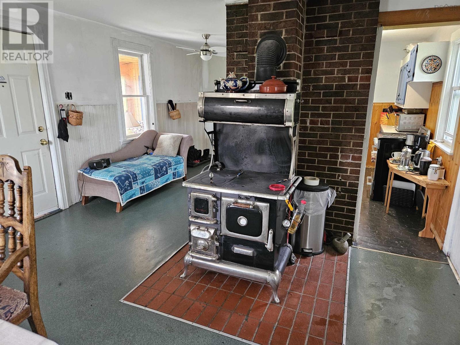 For sale 160 River Road, Kemptown, Nova Scotia B6L2R4 202411733