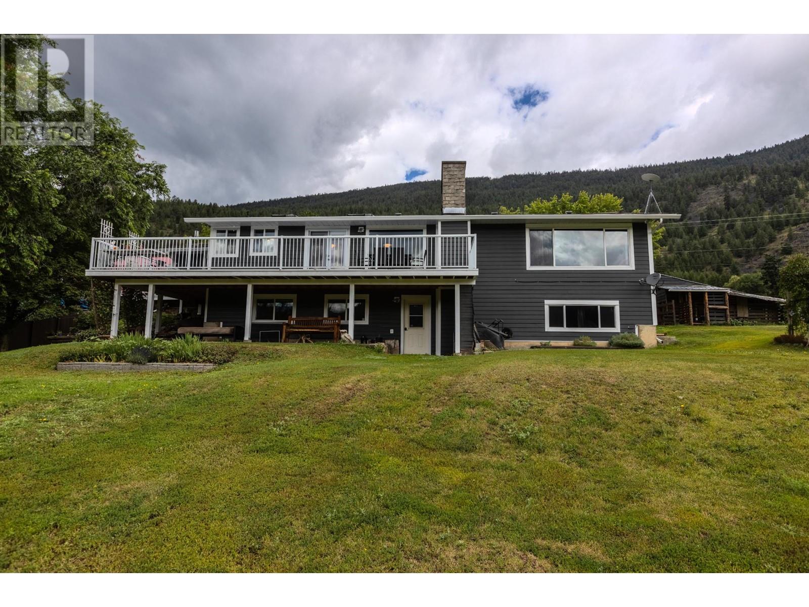 For sale 8716 WESTSYDE ROAD, Kamloops, British Columbia 179676