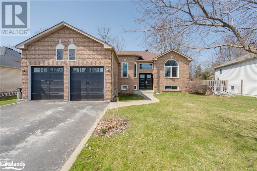 For sale 26 SILVER BIRCH Avenue, Wasaga Beach, Ontario L9Z1M2
