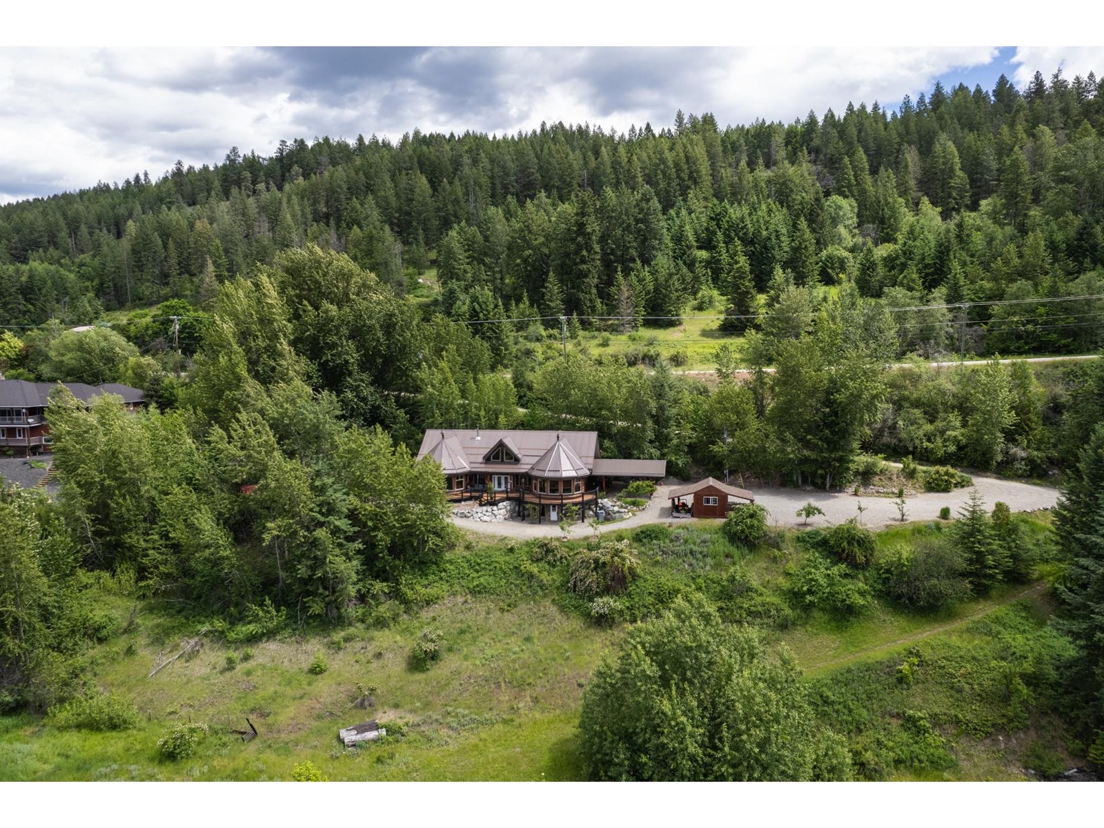 For sale 4285 HIGHWAY 3A, Wynndel, British Columbia V0B2N1 2477737