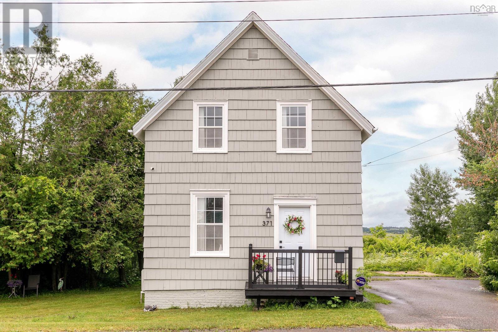 For sale 371 Nesbitt Street, Windsor, Nova Scotia B0N2T0 202415320