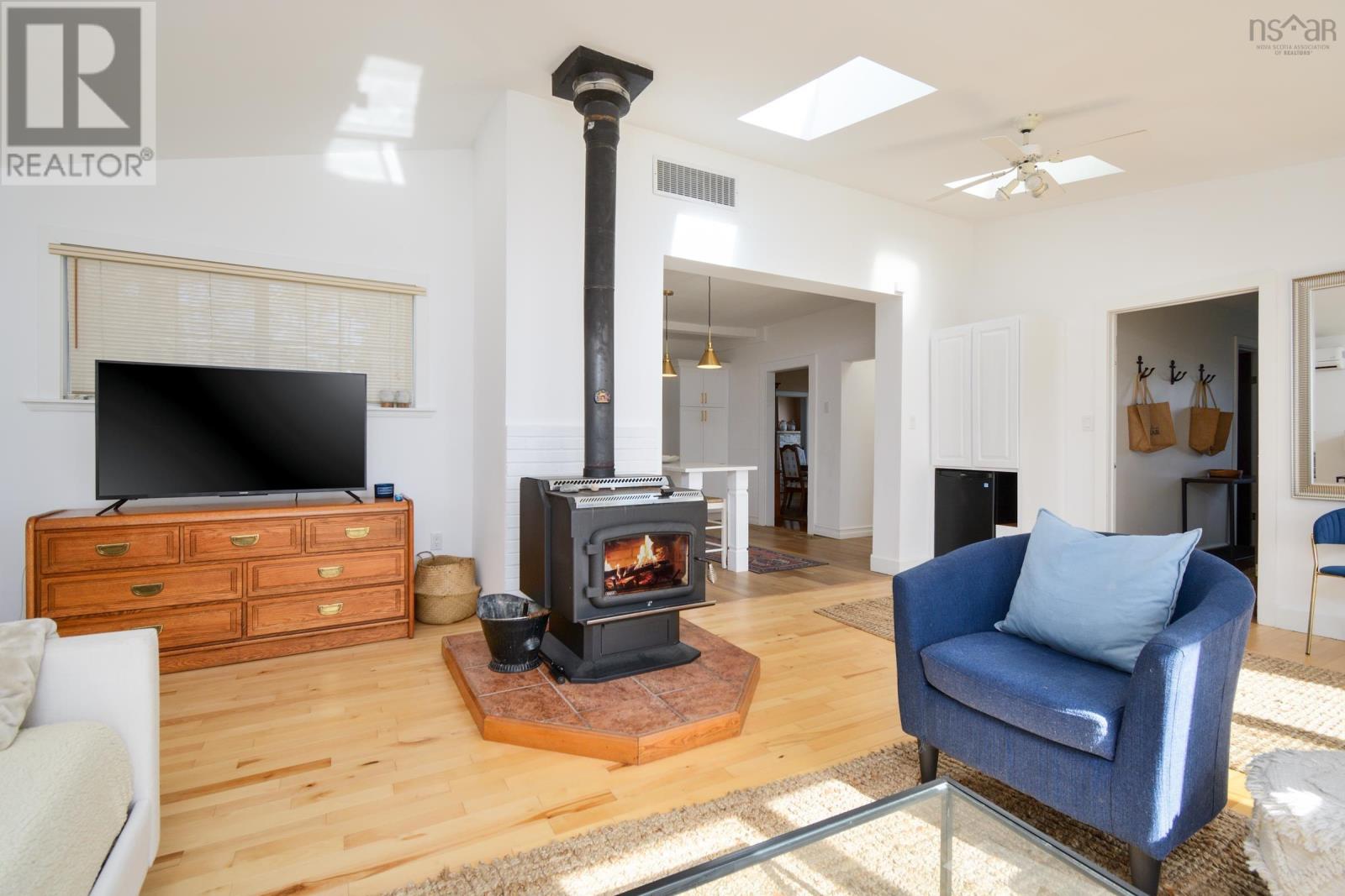 For sale 464 223 Highway, Little Narrows, Nova Scotia B0E1T0 202409622 REALTOR.ca