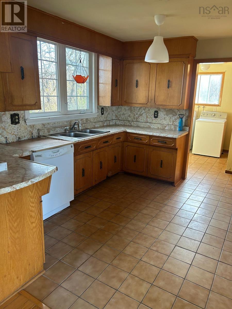 For sale 263 Reserve Street, Glace Bay, Nova Scotia B1A4W3 202411594