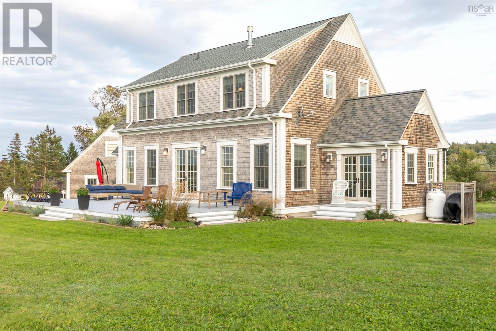 For sale 6369 Highway 215, Cheverie, Nova Scotia B0N2A0 202408801