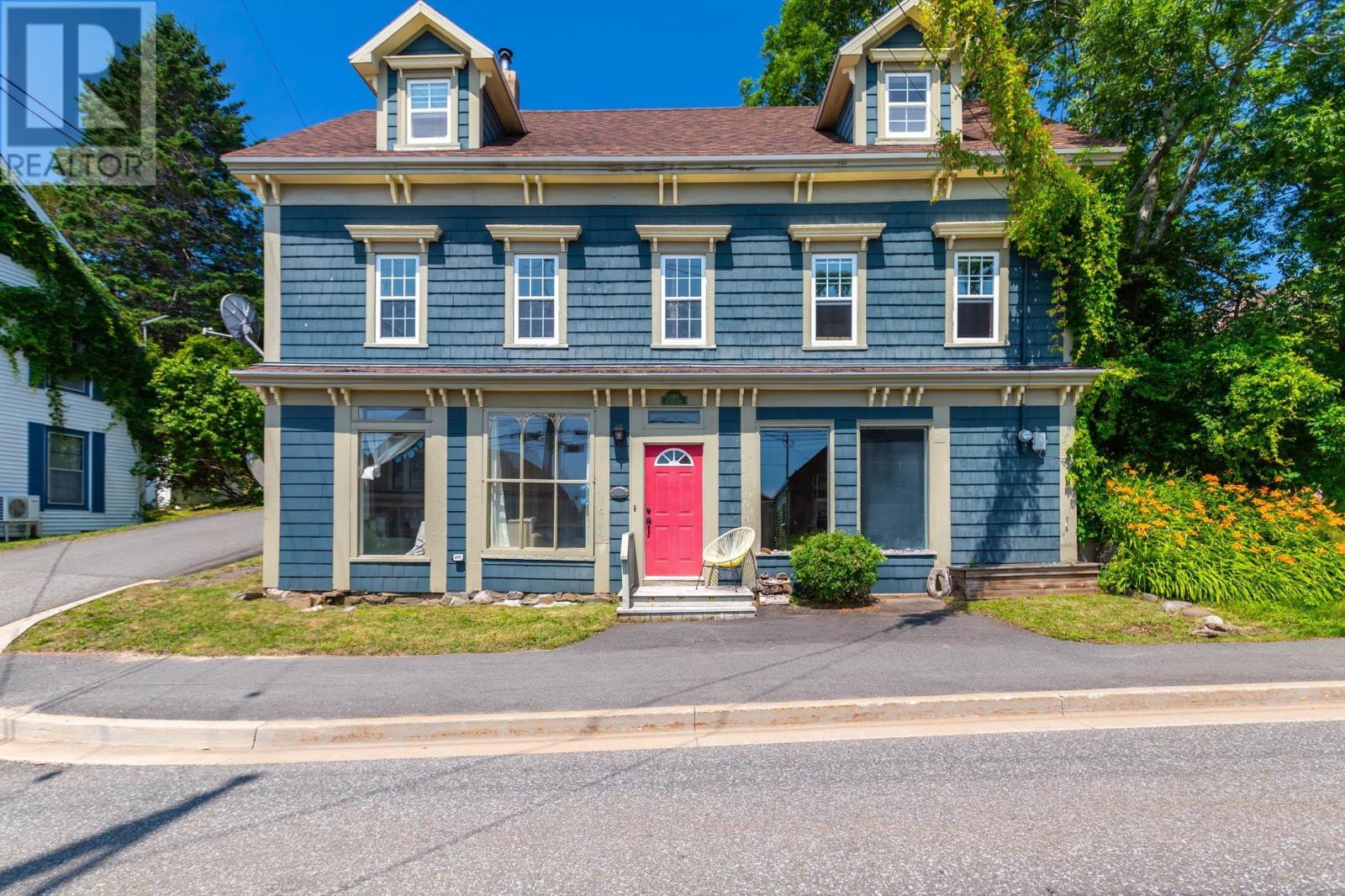 For sale 5365 Granville Road, Granville Ferry, Nova Scotia B0S1A0