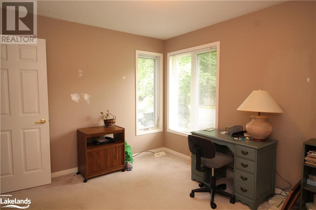 For sale 50 PINERIDGE Gate, Gravenhurst, Ontario P1P1Y4 40609234