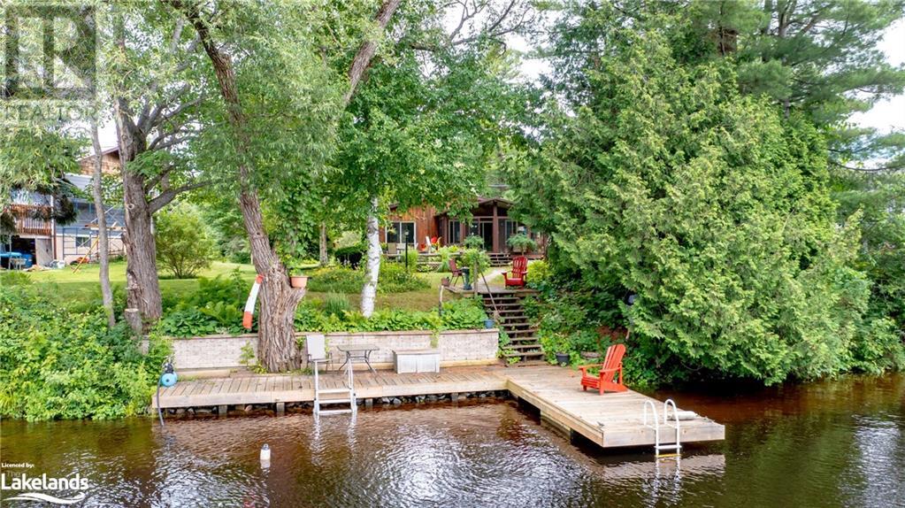 For sale 92 BEAUMONT Drive, Bracebridge, Ontario P1L1X2 40611787