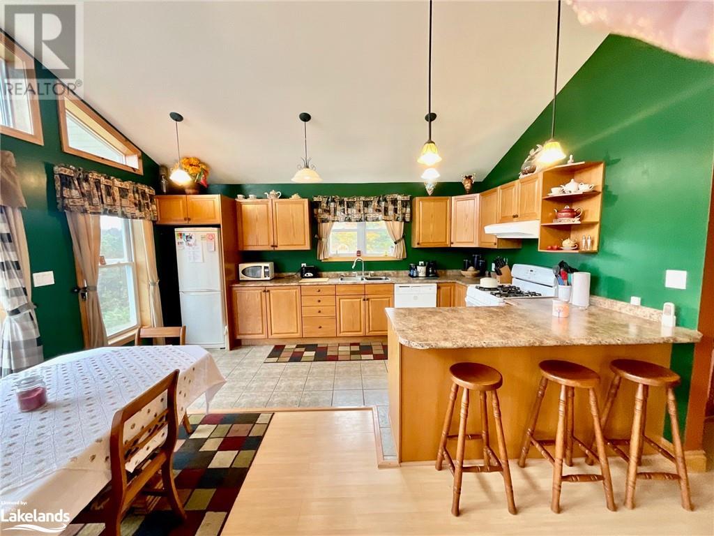 For sale 34 PINE Drive, Sprucedale, Ontario P0A1Y0 40561886 REALTOR.ca