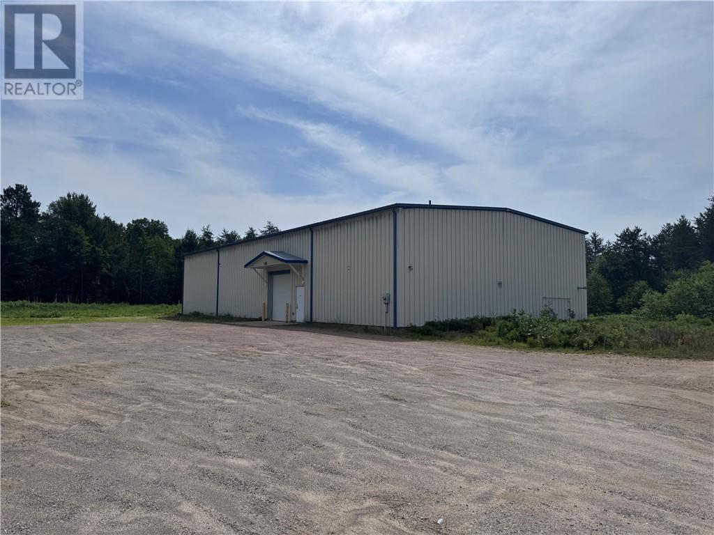 For lease 98 INDUSTRIAL AVENUE, Petawawa, Ontario K8H2W8 1401443