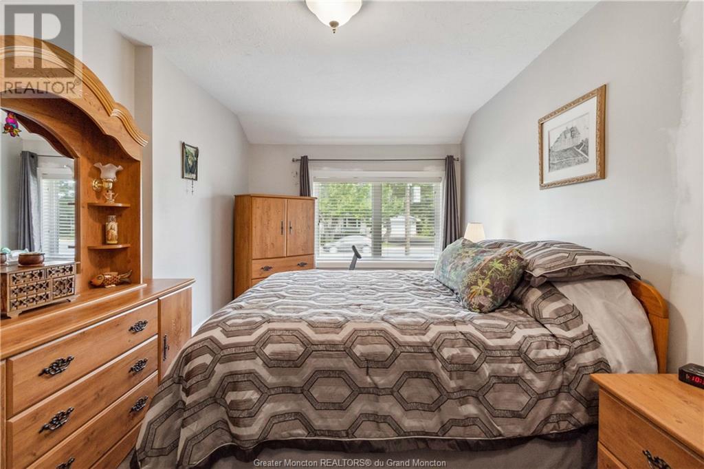 For sale 82 Chartersville, Dieppe, New Brunswick E1A1K1 M159966