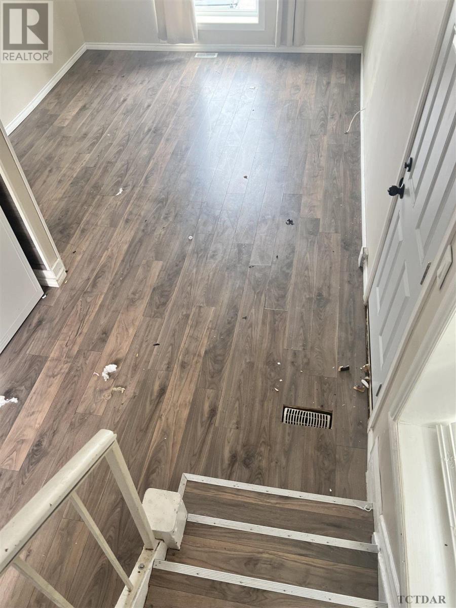 For sale 383 Belanger AVE, Timmins, Ontario P4N2W3 TM241244 REALTOR.ca