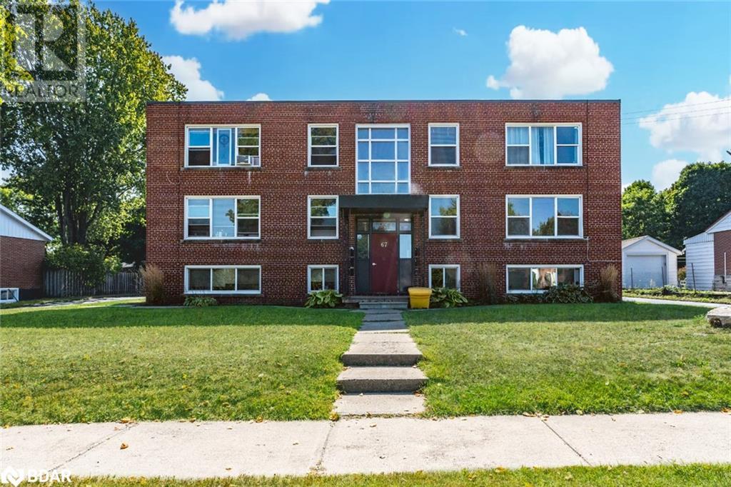 For sale 67 STRABANE Avenue, Barrie, Ontario L4M2A1 40617504