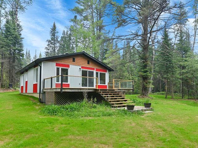 For sale: 24-26 Ch. Delisle, Kazabazua, Quebec J0X1X0 - 13751705 ...