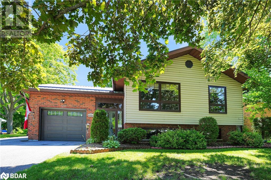 For sale 86 CLIFTON Street, Fenelon Falls, Ontario K0M1N0 40611355