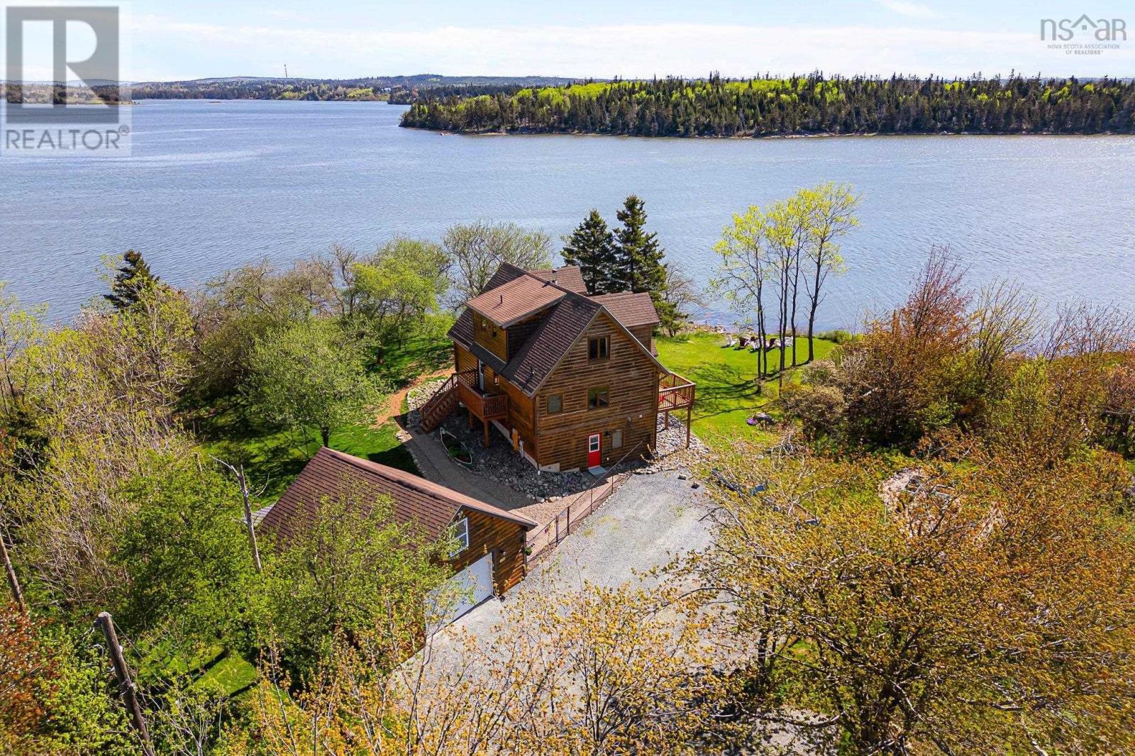 For sale 7180 Highway 207, West Chezzetcook, Nova Scotia B0J2L0