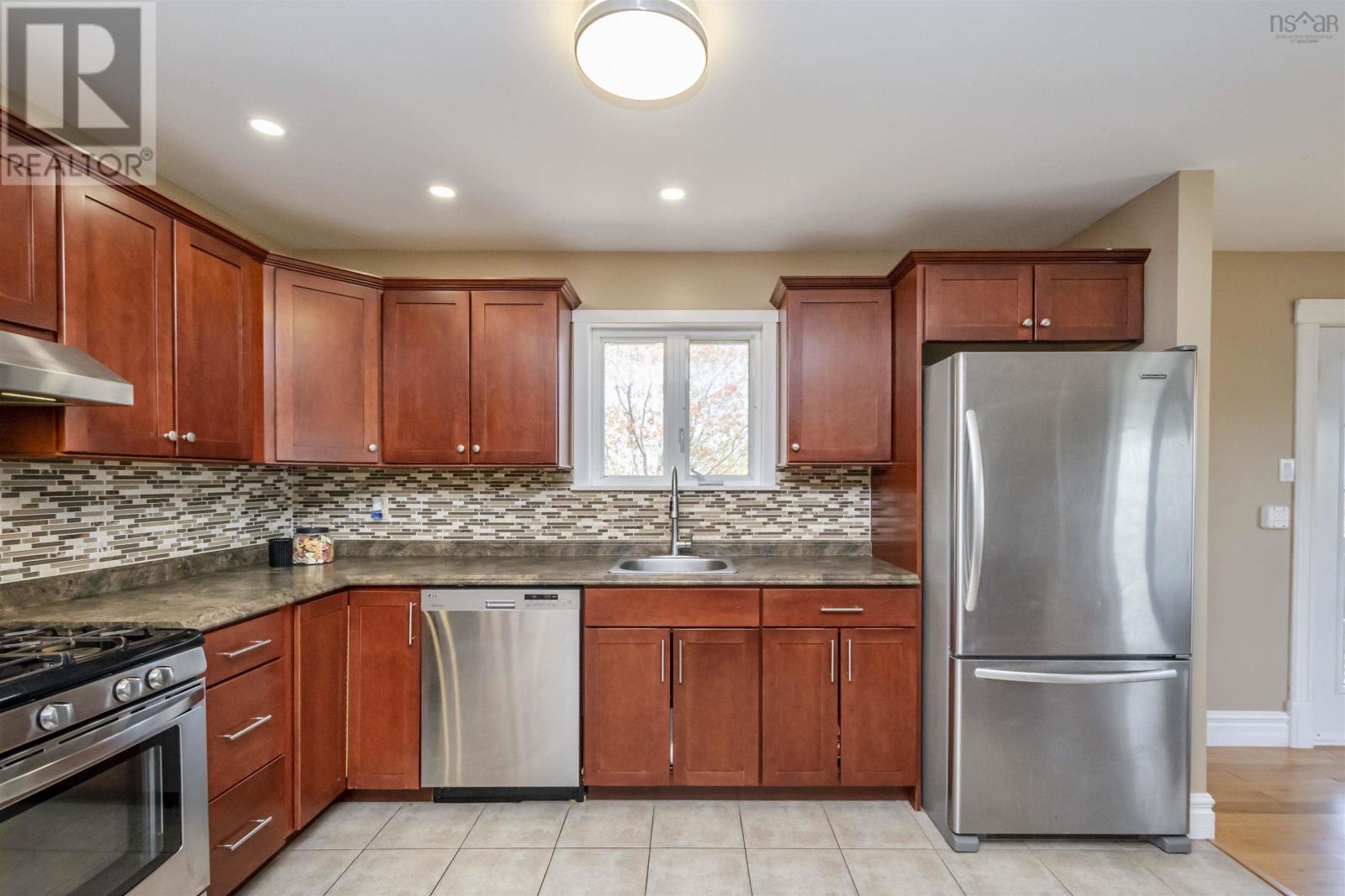 11 Lancaster Drive, Herring Cove, Nova Scotia B3V1H9 REALTOR.ca