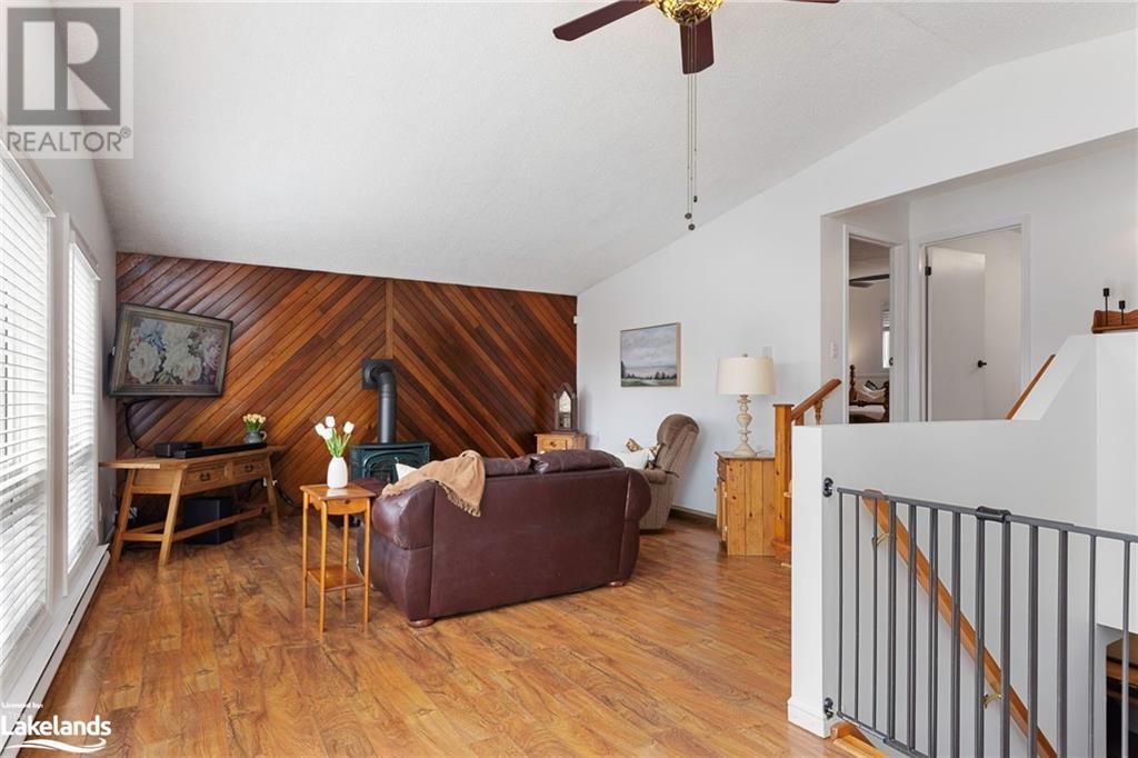 For sale 1751 CEDAR Lane, Bracebridge, Ontario P1L1W9 40563830