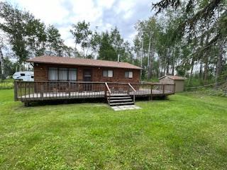 For sale: 38 Ayashawath Crescent, Buffalo Point, Manitoba R0A2W0 ...