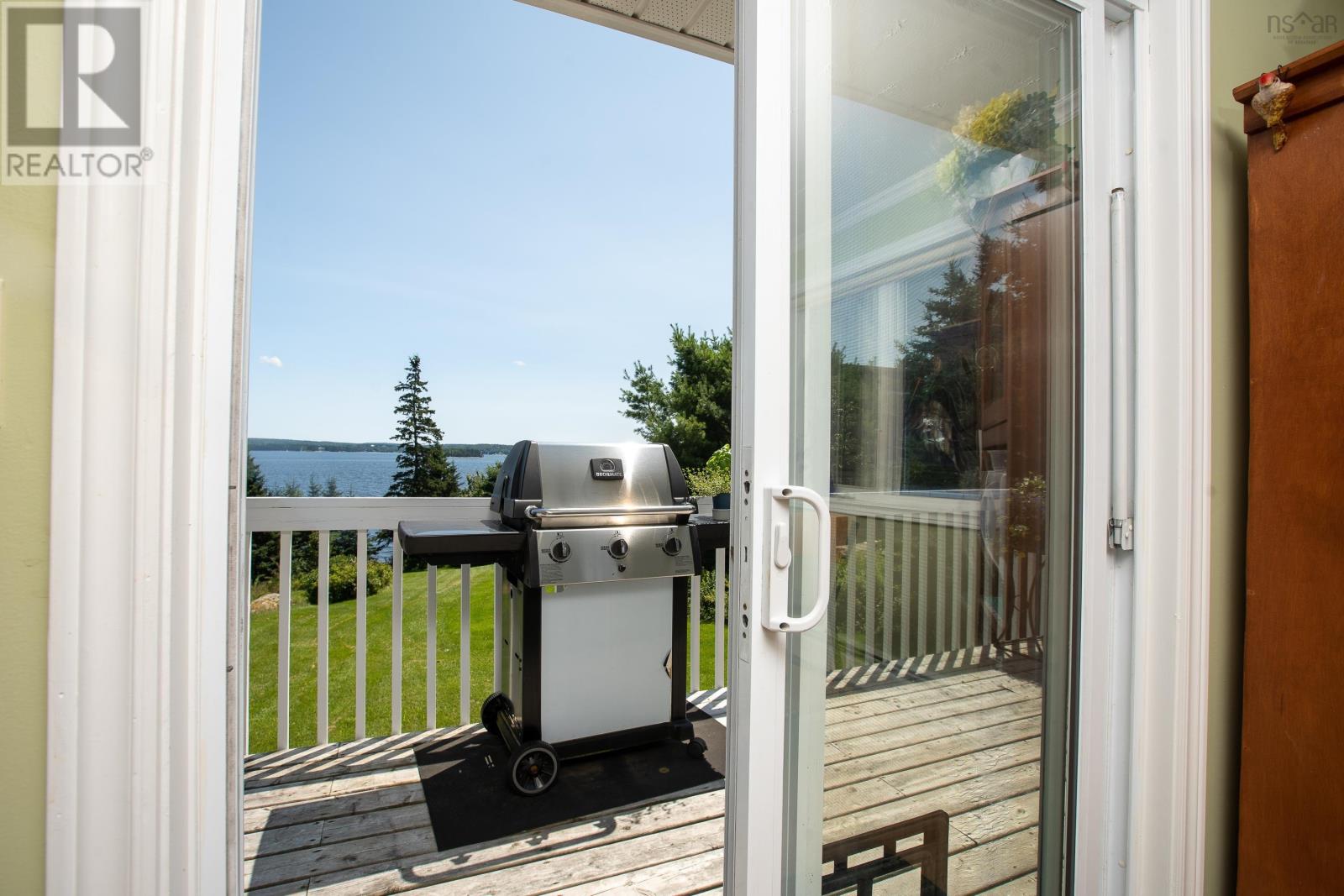 For sale 100 Meisners Point Road, Ingramport, Nova Scotia B3Z3Z3