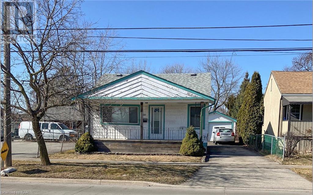 For sale 201 GRANTHAM Avenue, St. Catharines, Ontario L2M4Y9