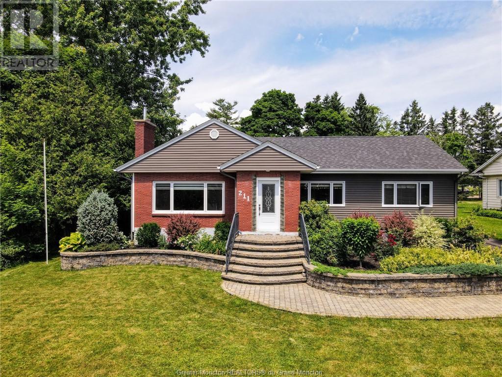 For sale 211 Shediac RD, Moncton, New Brunswick E1A2S3 M160875 REALTOR.ca