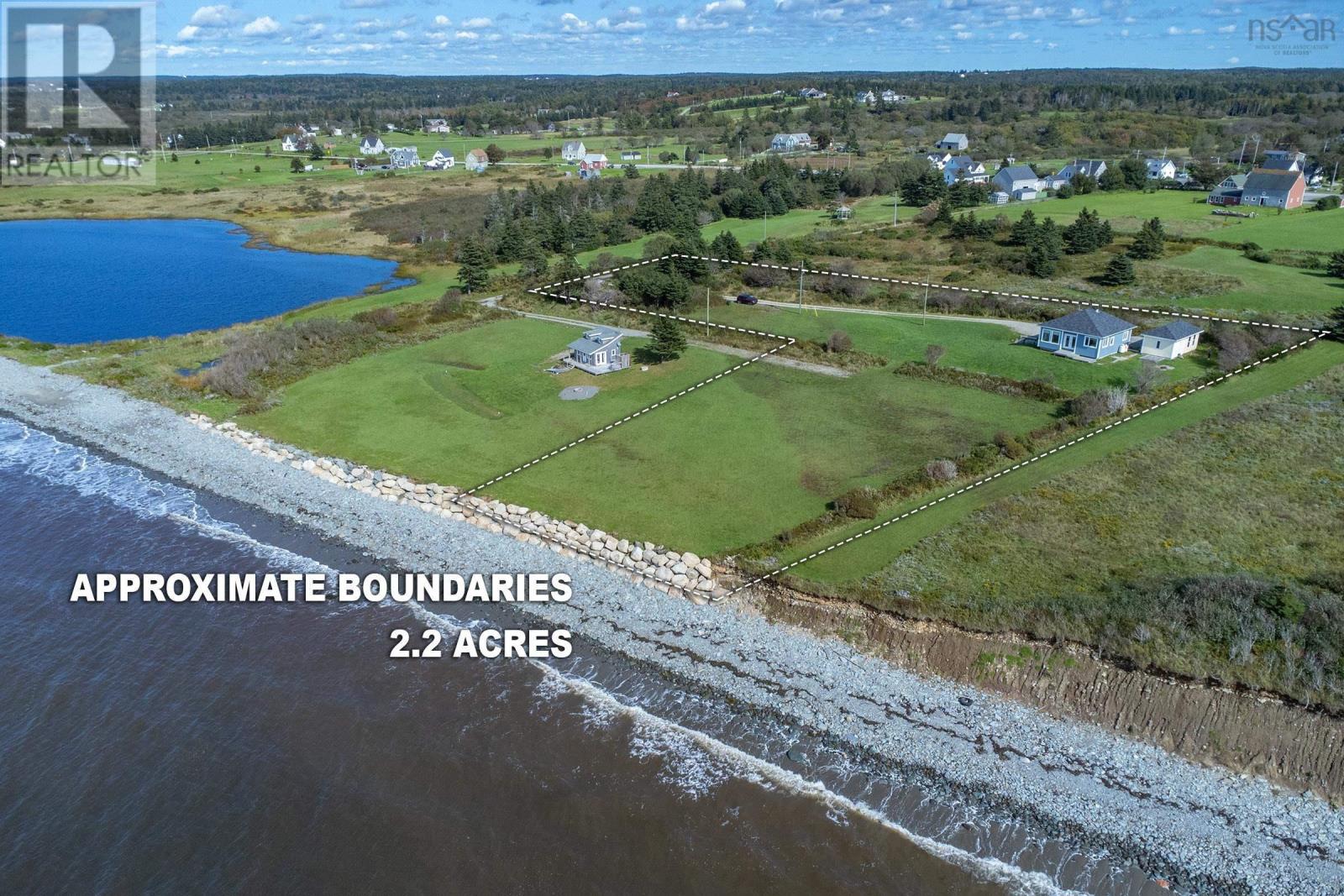 For sale 9309 Highway 1, Meteghan River, Nova Scotia B0W2L0