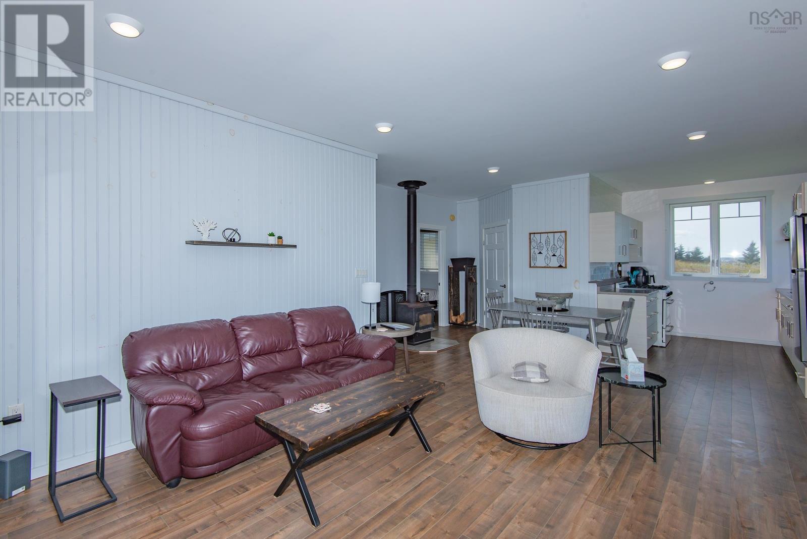 For sale 9309 Highway 1, Meteghan River, Nova Scotia B0W2L0 202321311 REALTOR.ca