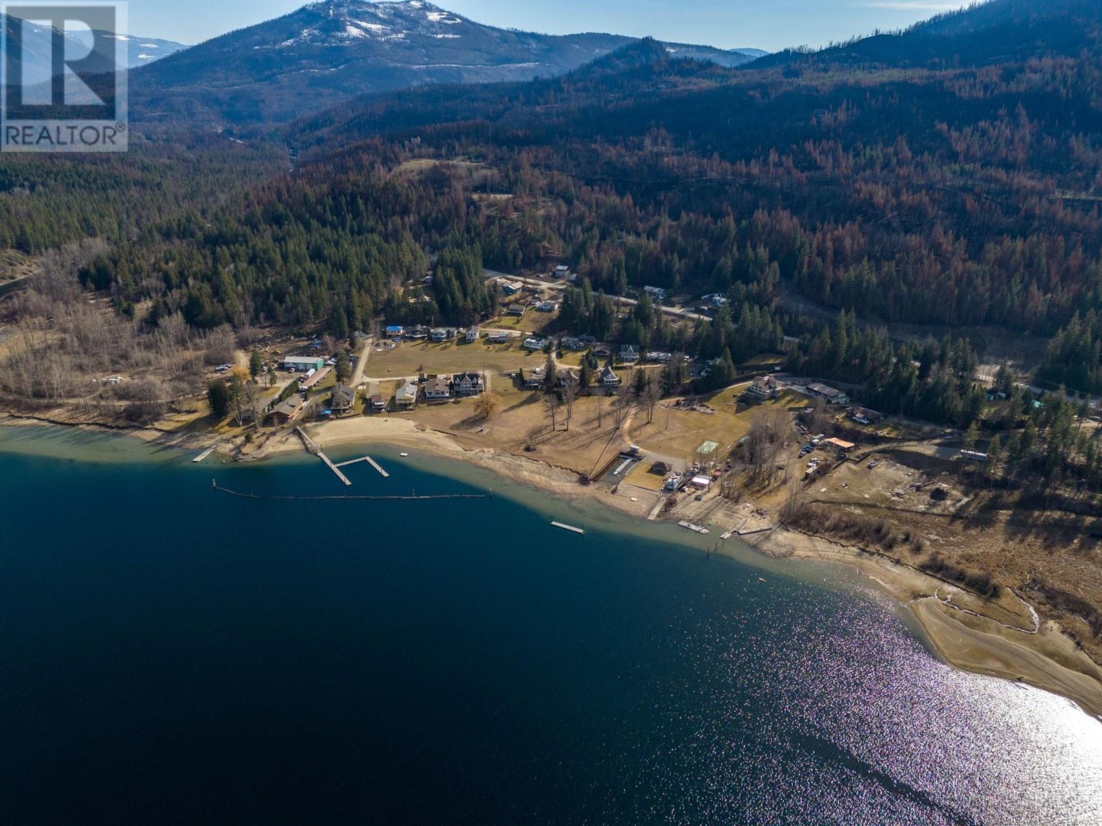 For sale 18848 HOLDING RD, Adams Lake, British Columbia 177470