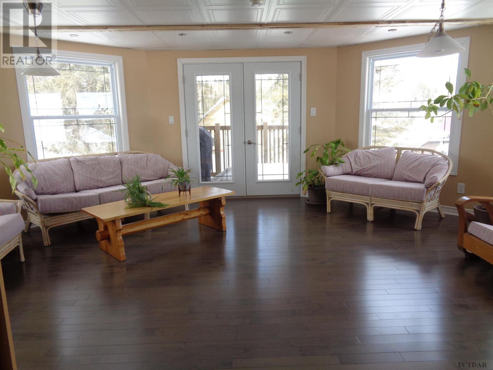 For sale 38 Fourth AVE, Larder Lake, Ontario P0K1L0 TM240278