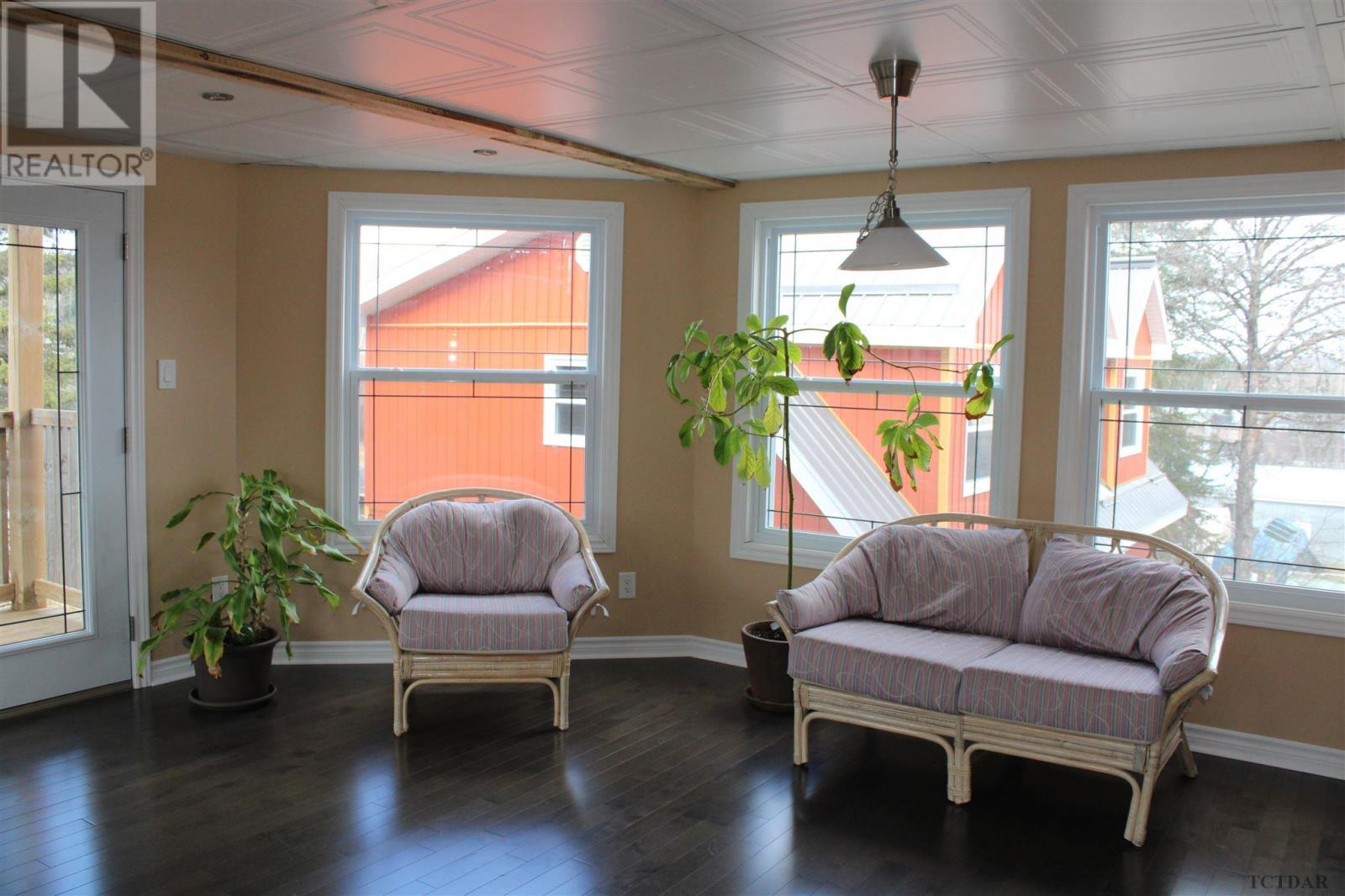 For sale 38 Fourth AVE, Larder Lake, Ontario P0K1L0 TM240278