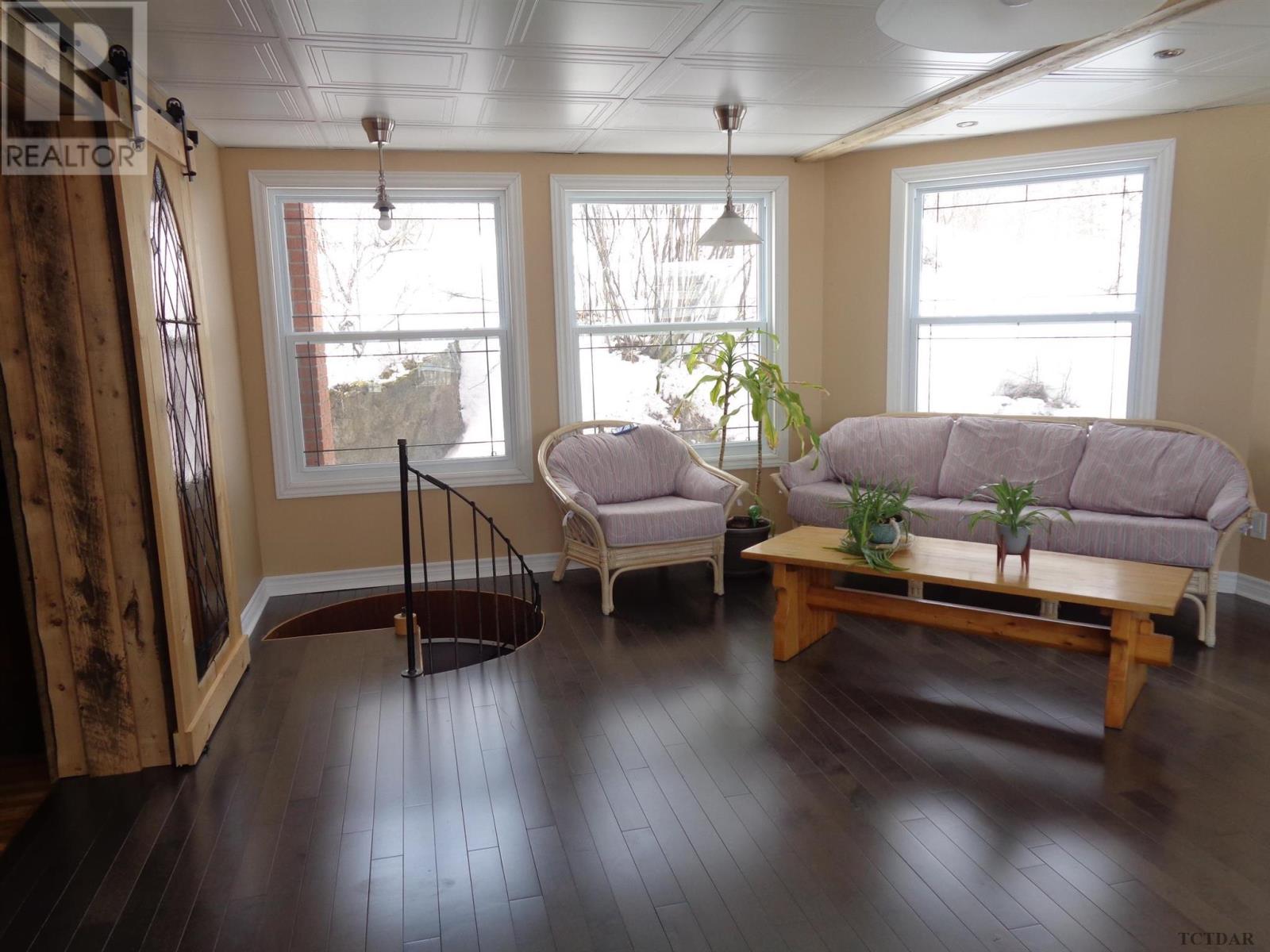 For sale 38 Fourth AVE, Larder Lake, Ontario P0K1L0 TM240278