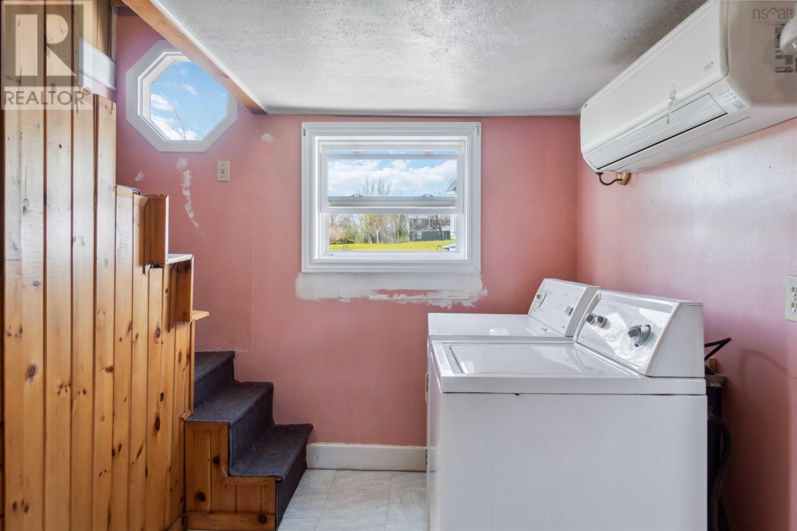 For sale 6385 Highway 215, Cheverie, Nova Scotia B0N2A0 202410935