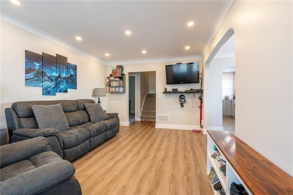 For sale 39 DUNSDON Street, Brantford, Ontario N3R3J2 H4198011 REALTOR.ca