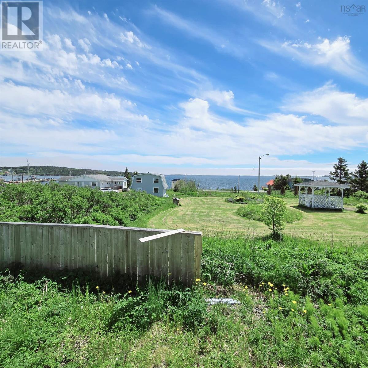 For sale 7561 Main Street, Louisbourg, Nova Scotia B1C1J7 202413865