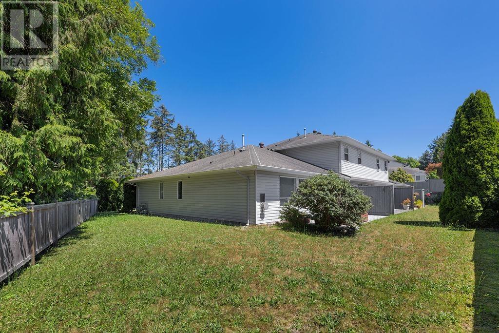 For sale 9 5706 EBBTIDE STREET, Sechelt, British Columbia V7Z0J4