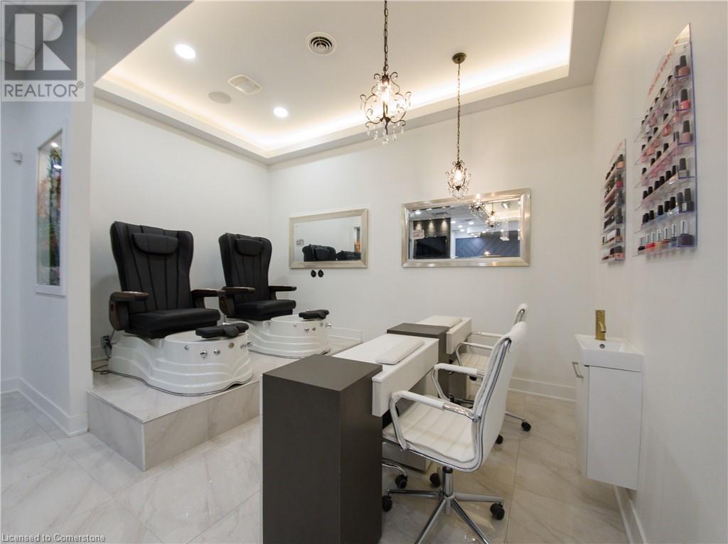 For sale 653 FRANKLIN Boulevard, Cambridge, Ontario N1R7Z1 40619962