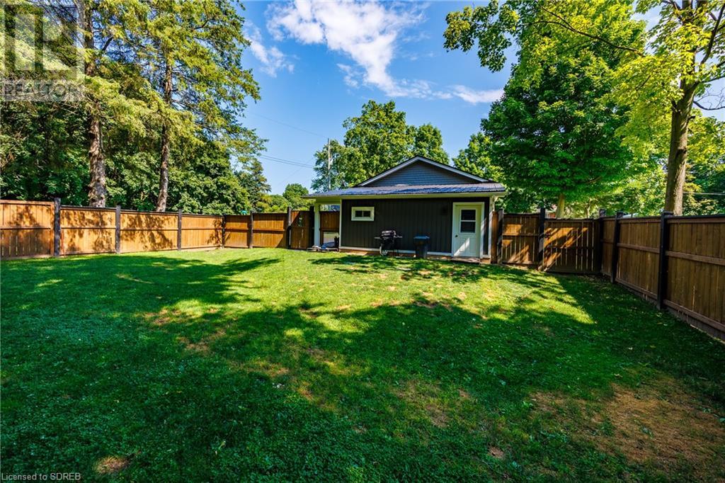 For sale 107 LYNEDOCH Road, Lynedoch, Ontario N4B2W4 40619185