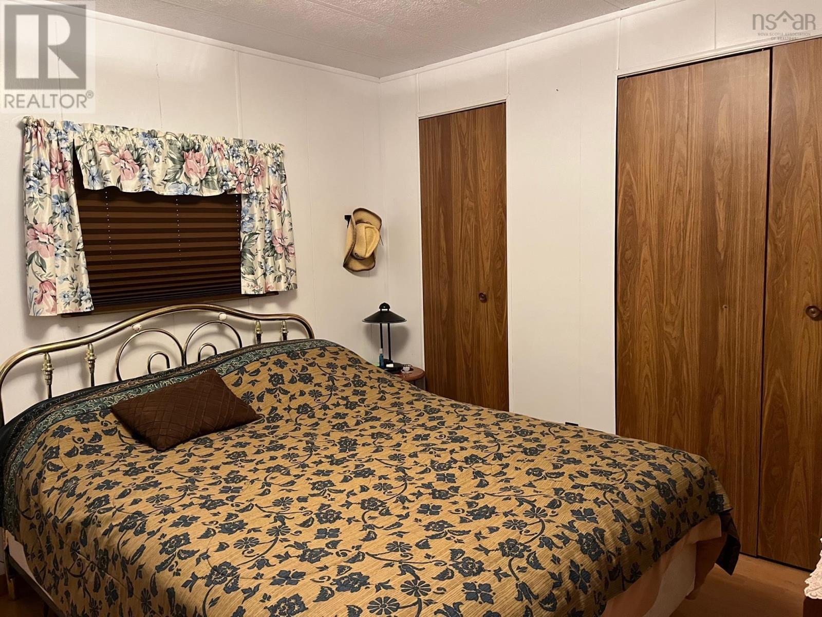 For sale 83 Mtn Road, Nova Scotia B0E3M0