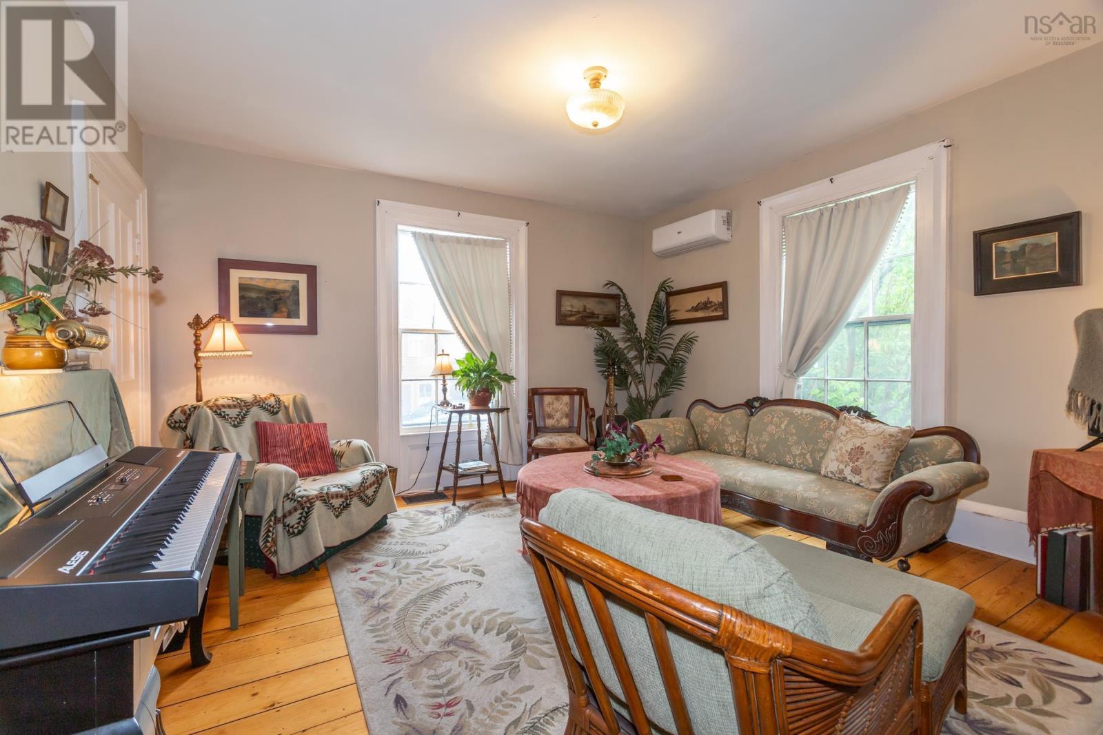 For sale 5363 Granville Road, Granville Ferry, Nova Scotia B0S1A0