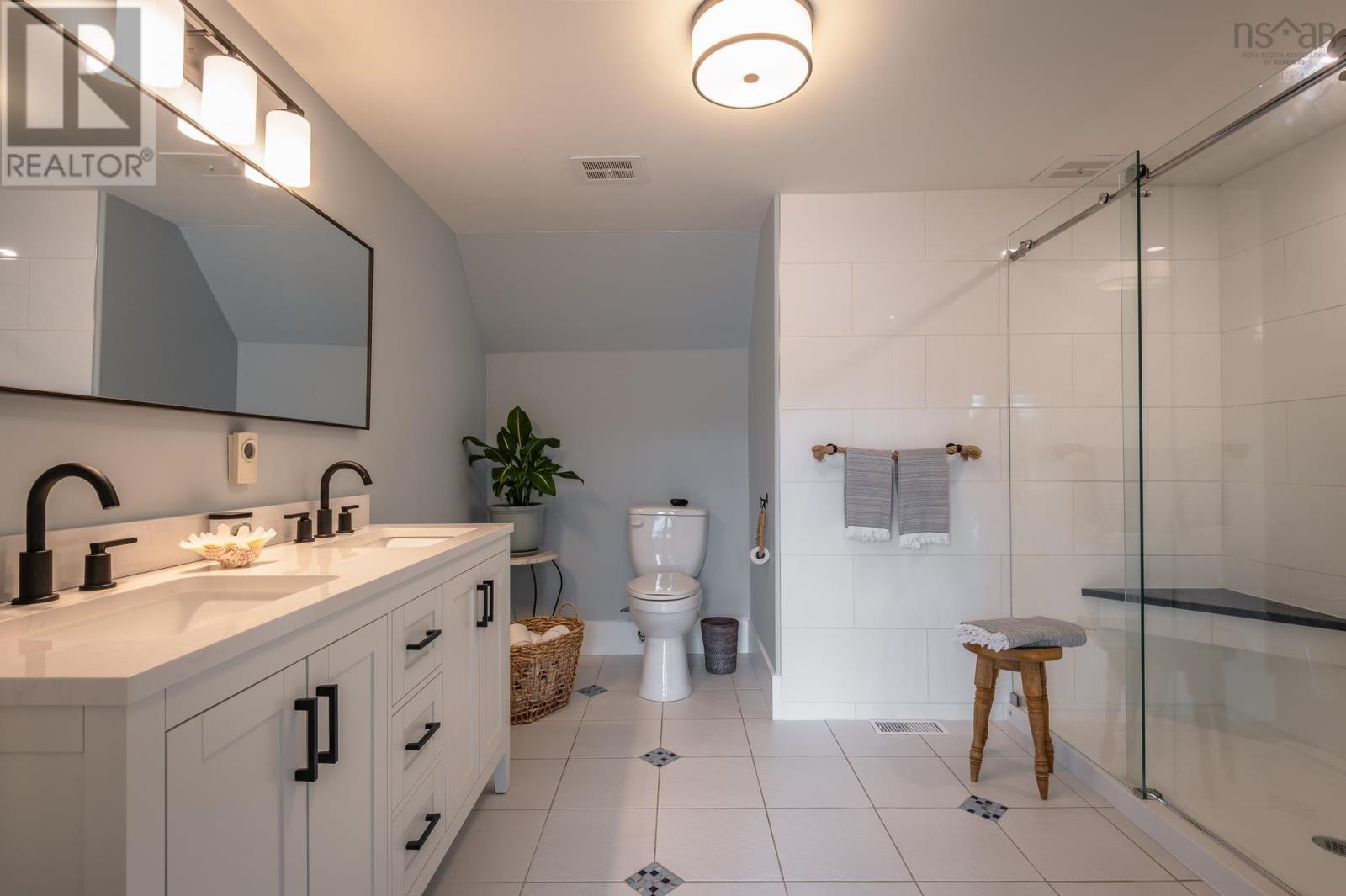 For sale 145 Glenwood Drive, Allen Heights, Nova Scotia B3Z2E7